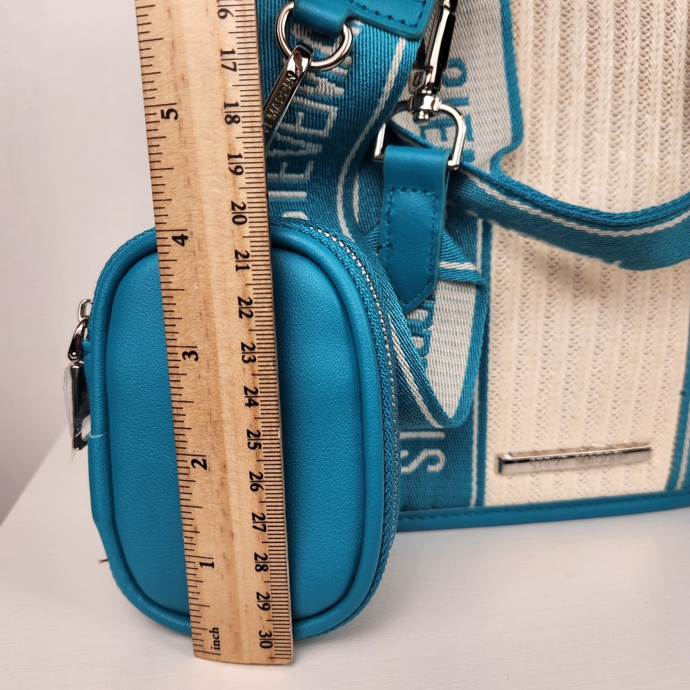 LIKE NEW  Steve Madden White Straw Teal Crossbody Handbag Satchel w AirPod/Coin - Picture 4 of 15